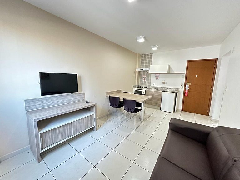 Riviera Park Flat 1140