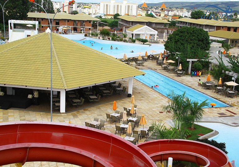 Flats Lacqua diRoma V parque aquático 24h