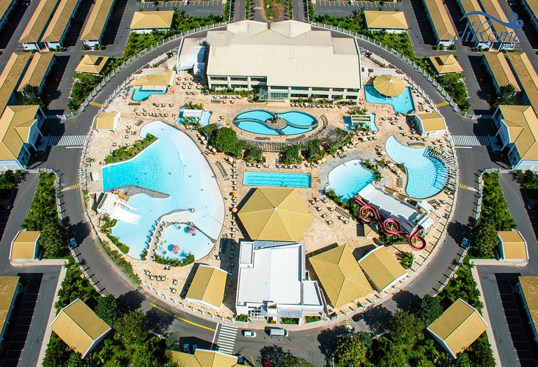 Flats Lacqua diRoma V parque aquático 24h