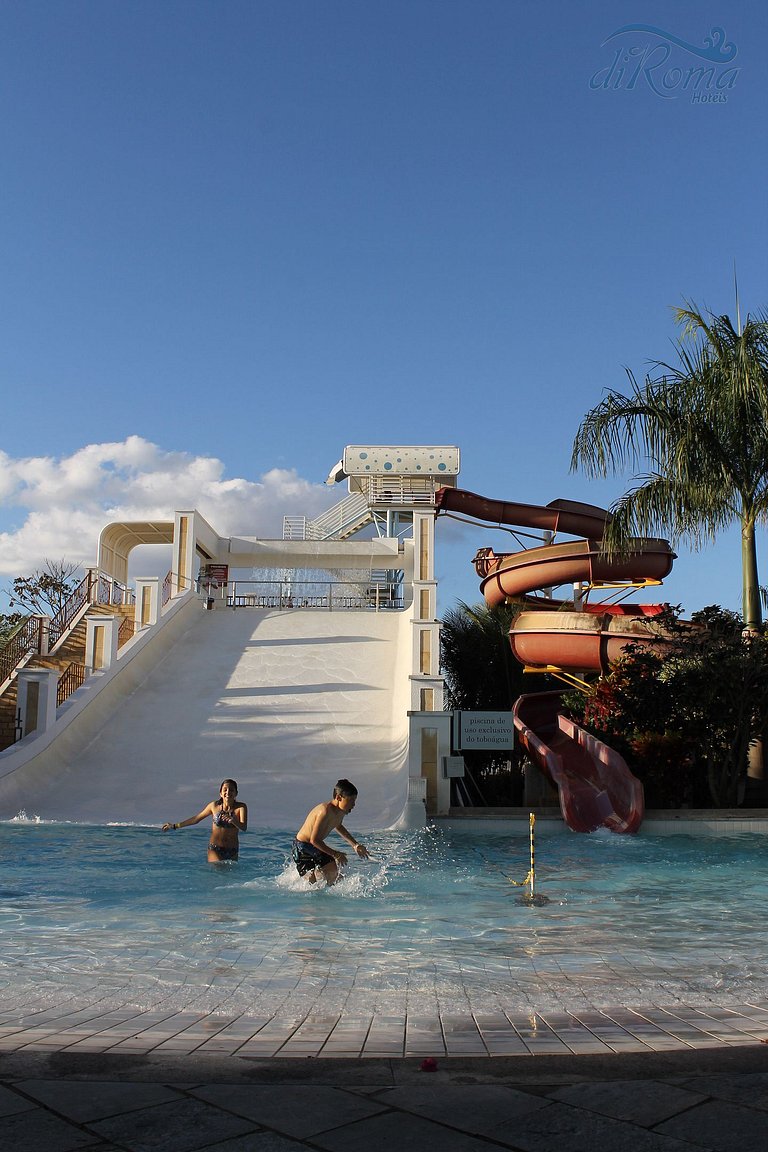 Flats Lacqua diRoma V parque aquático 24h